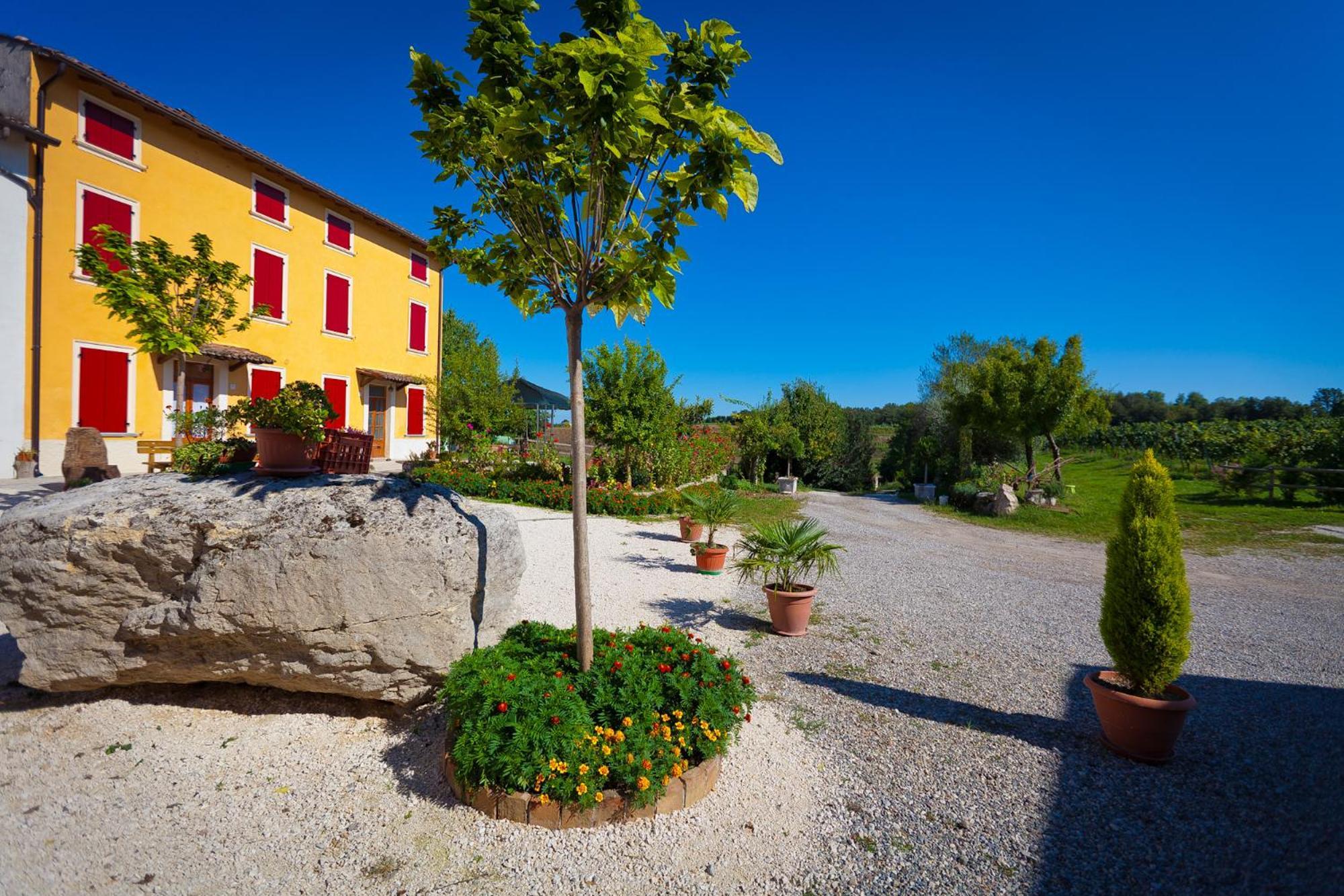 Agriturismo Con Cucina Tipica Nuova Scardua Cavriana Eksteriør bilde